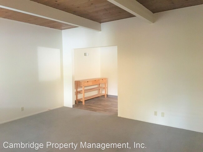 Building Photo - 3171 Loma Verde Pl