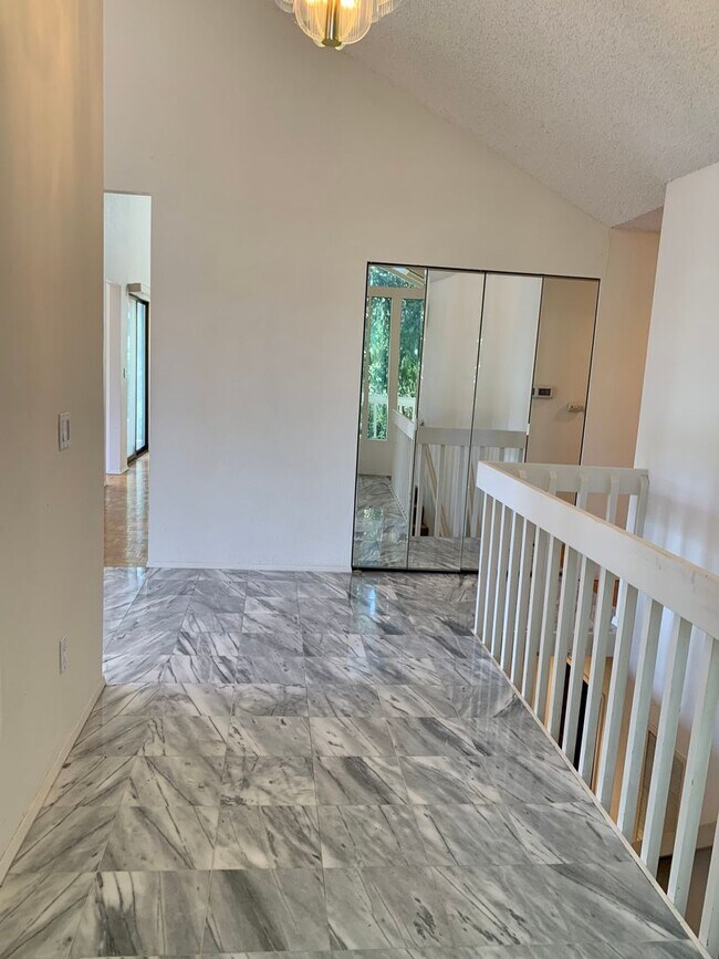 Foto del edificio - 13611 SE 56th Pl