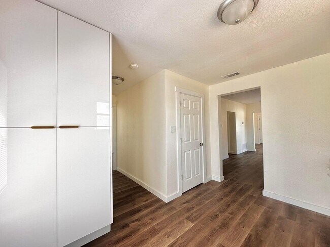 Foto del edificio - 3614 Erath Ave