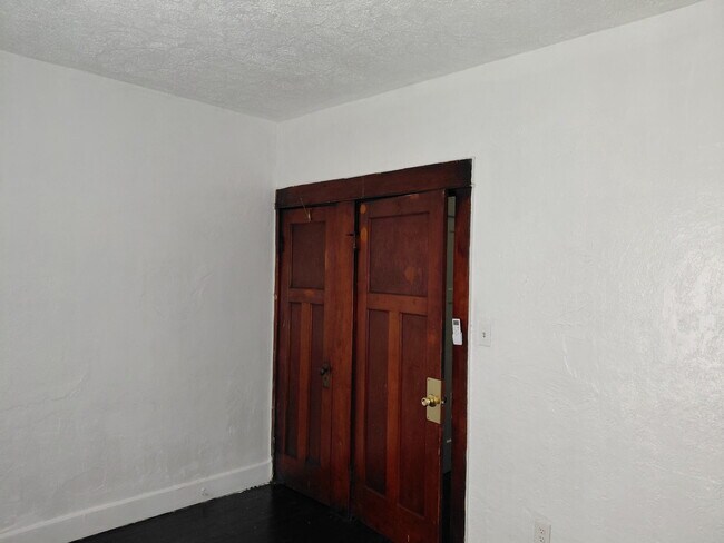 Foto del edificio - 121-123 Huron Ave