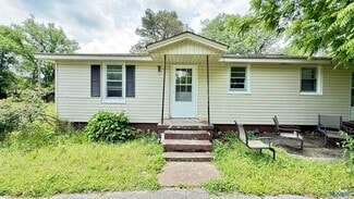 Building Photo - 118 Brockway Ave
