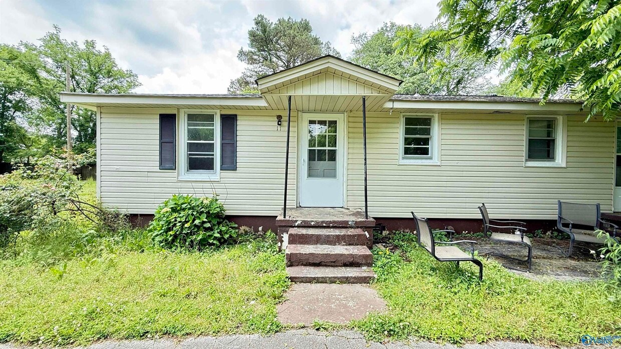 Primary Photo - 118 Brockway Ave