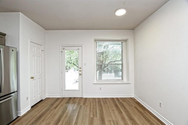 Building Photo - 1107 Rawhide Trail