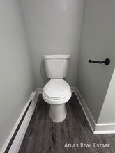 Building Photo - 551 S Fairfax St