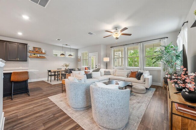 Foto del edificio - 7108 Guastavino Ct