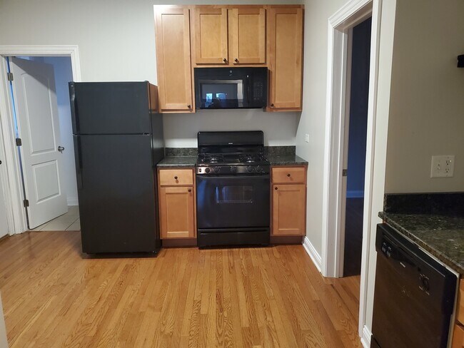 Building Photo - 3471 S Archer Ave