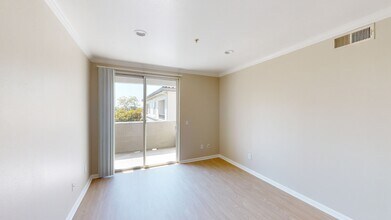 Interior Photo - River Terrace