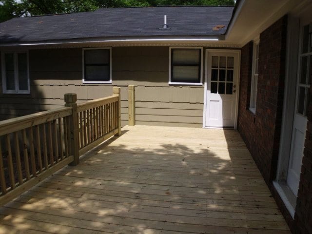 Building Photo - 1060 Old Whitehead Rd