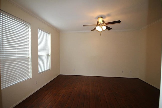 Building Photo - 2710 Yestereve Ct