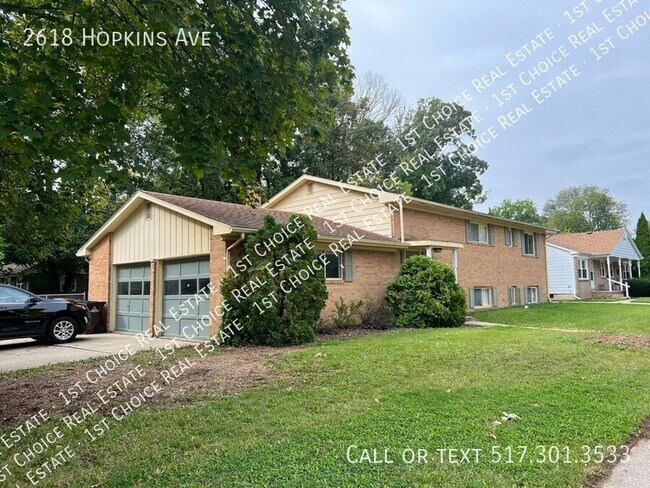 Foto del edificio - 2618 Hopkins Ave