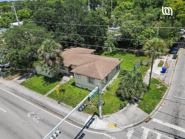 Building Photo - 5001 NW 12th Ave