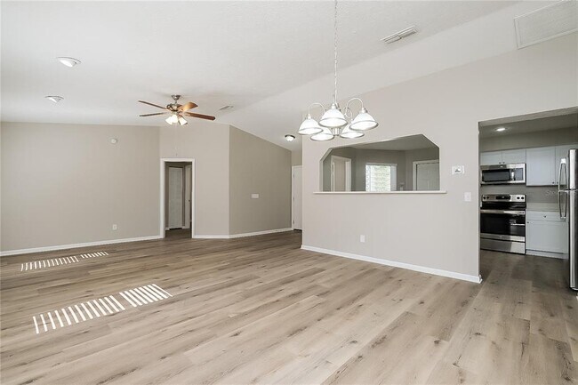 Foto del edificio - 2301 Willow Branch Ave