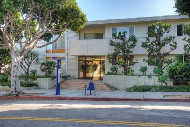 Interior Photo - 20th Street Luxury Investments LLC