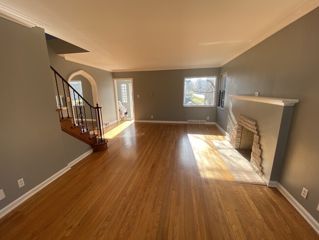 Foto del edificio - 9330 Bedford St