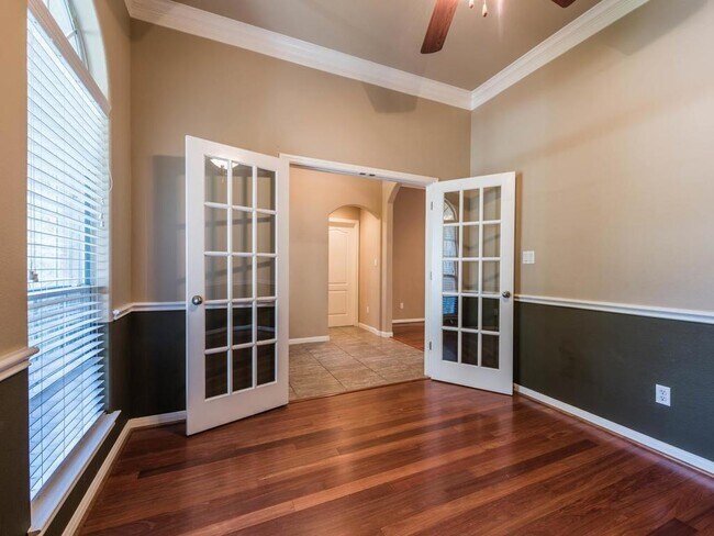 Foto del edificio - 1007 Savanna Ln