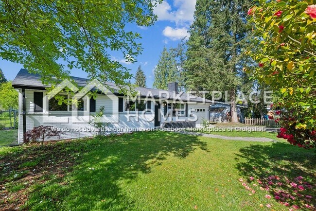 Foto del edificio - 4607 237th Pl SW