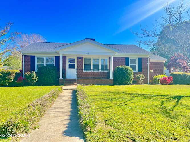 Primary Photo - 2619 Crockett Dr