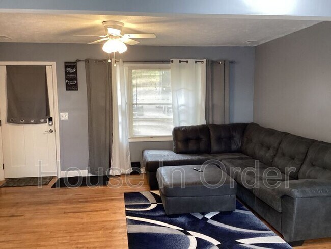 Foto del edificio - 64 Valentine St