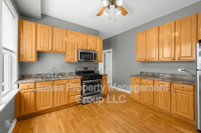 Foto del edificio - 2524 W Cortez St