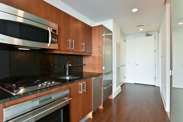 Building Photo - 401 N Wabash Ave