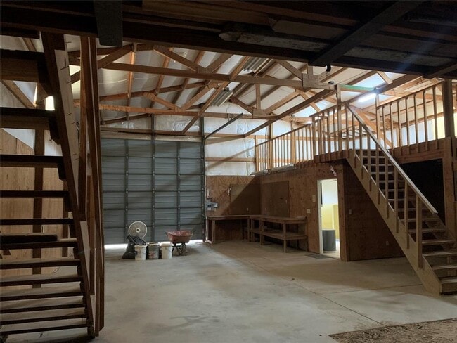 Building Photo - 2013 Mayfield Dr