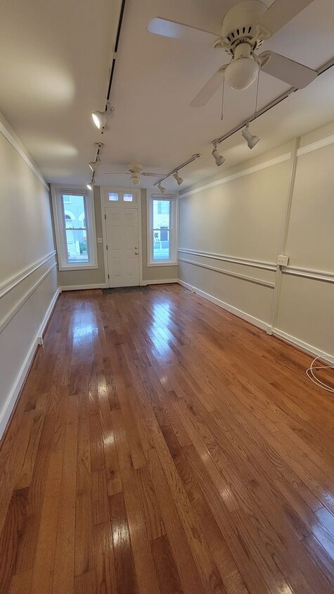 Primary Photo - 328 E Patrick St