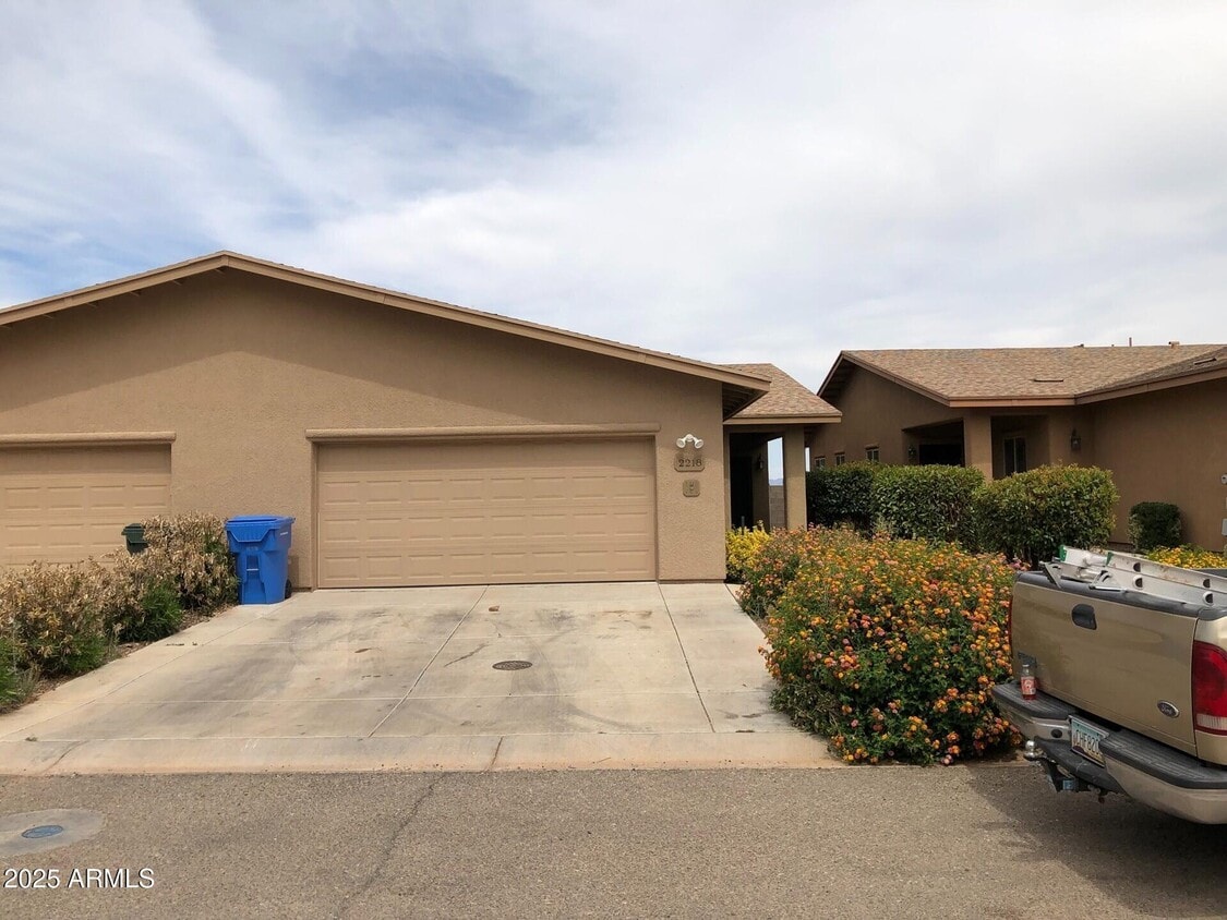 Primary Photo - 2218 Las Brisas Way