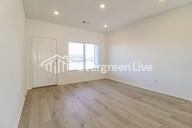 Foto del edificio - 41 Remington Ln