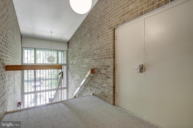Foto del edificio - 2102 Green Watch Way