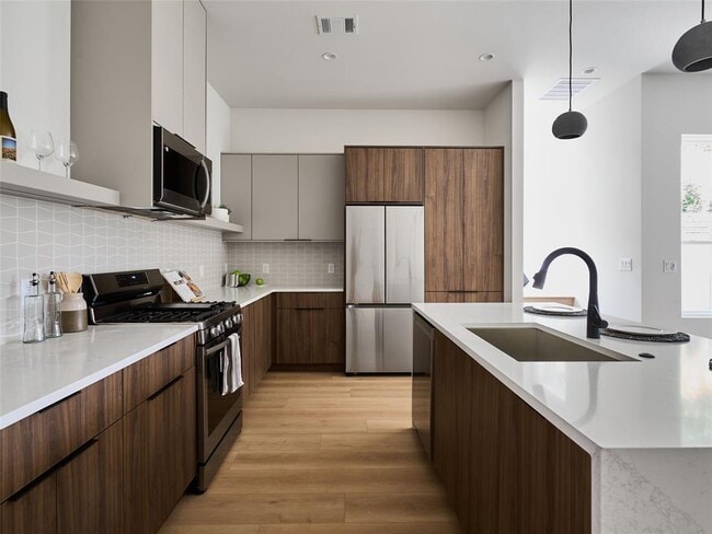Foto del edificio - 412 Hackberry Ln