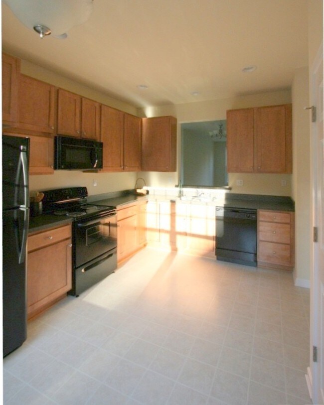 2464 N Berkshire Rd photo'