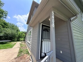 Building Photo - 5408 Groveton St