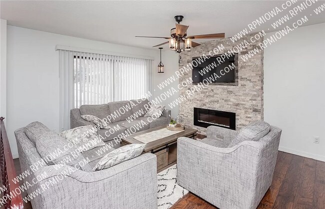 Foto del edificio - Beautiful 4 Bedroom by Lower Beaver!