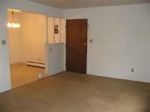 Entry - 2416 Clearview Ave