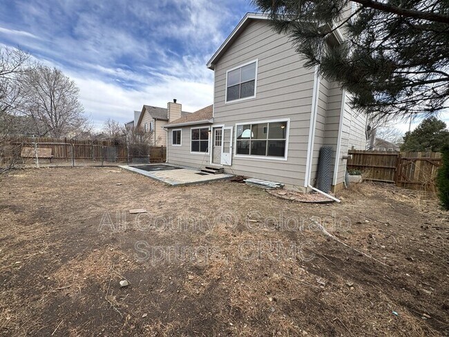 Foto del edificio - 1378 Grass Valley Dr