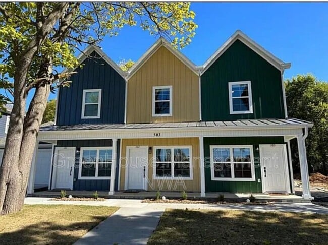 Photo - 503 S 7th St Townhome