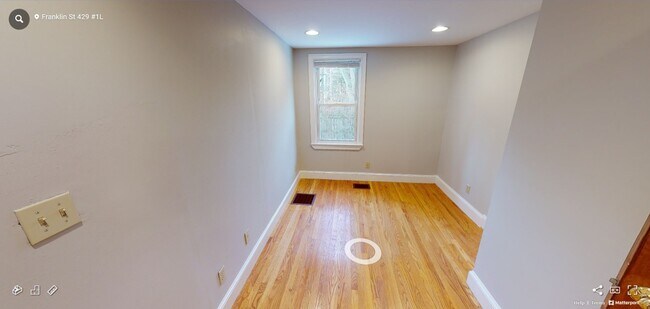 Foto del edificio - 428 Franklin St