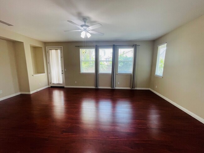 Foto del edificio - 6812 Kenton Pl