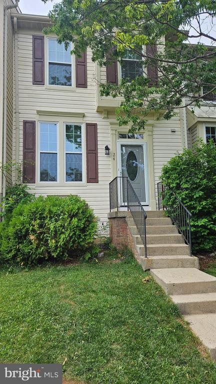 Foto del edificio - 24 Blackfoot Ct