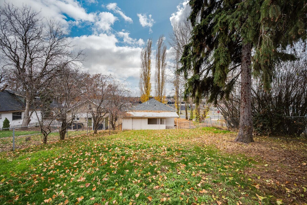 Foto principal - JUST LISTED! The Perfect Place for Student...