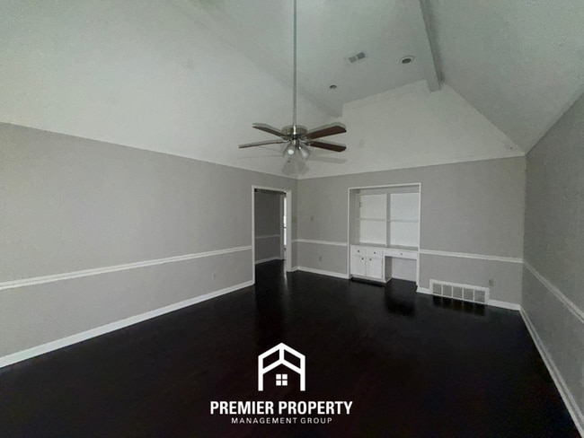 Photo - 3BR/2BA Memphis Rental with Vaulted Ceilings, Rustic Fireplace & Fenced Yard House