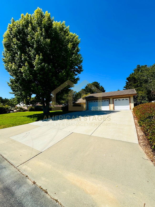 Building Photo - 1121 Pellham Dr