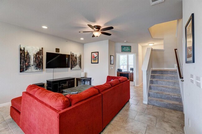 Foto del edificio - 317 N Heatherwilde Blvd