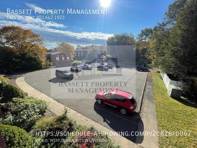 Foto del edificio - 30 Stoneycrest Dr