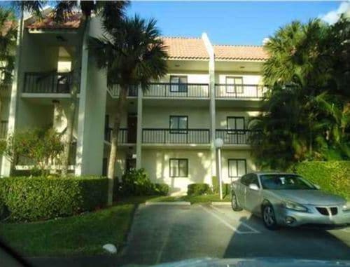 Building Photo - 2550 Presidential Way