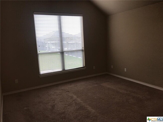 Building Photo - 609 Coventry Dr