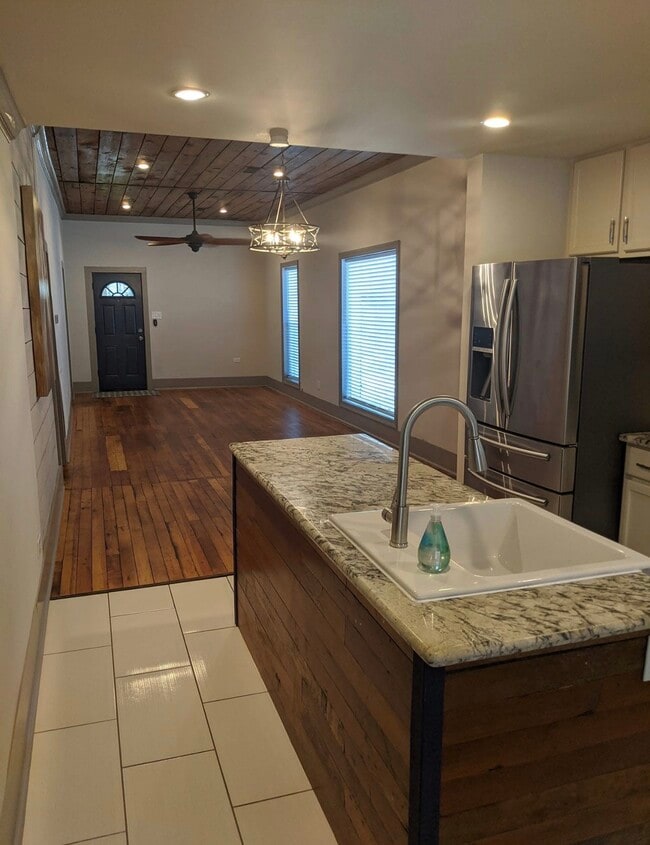 Foto del edificio - 407 2nd St