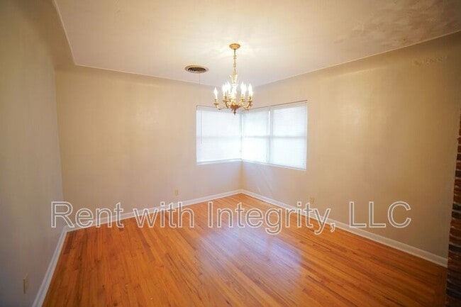 Building Photo - 1006 Frazier Ave