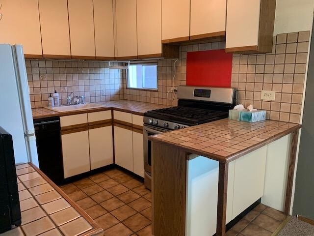 Building Photo - 2 bedroom in Richmond CA 94801