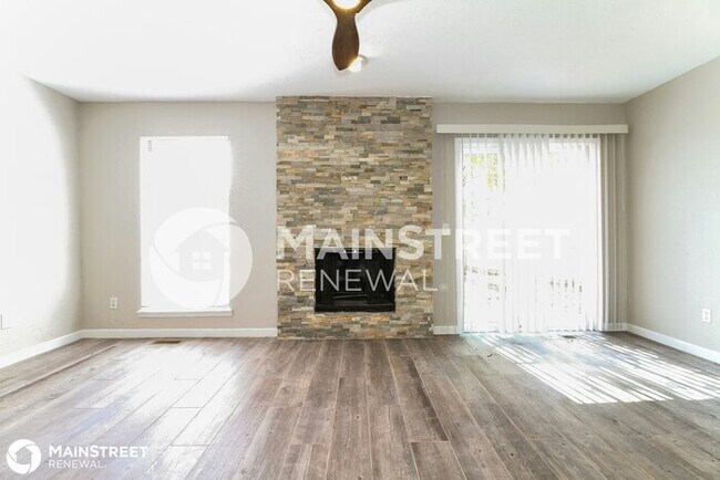 Foto del edificio - 1102 Swan Lake Rd, Edmond, OK 73003